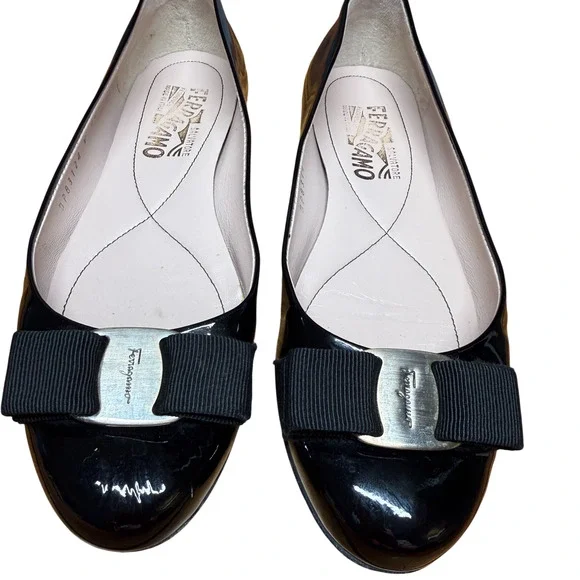 SALVATORE FERRAGAMO Varina Women Size 6B Black Leather Patent Ballet Flats Italy - Picture 10 of 15